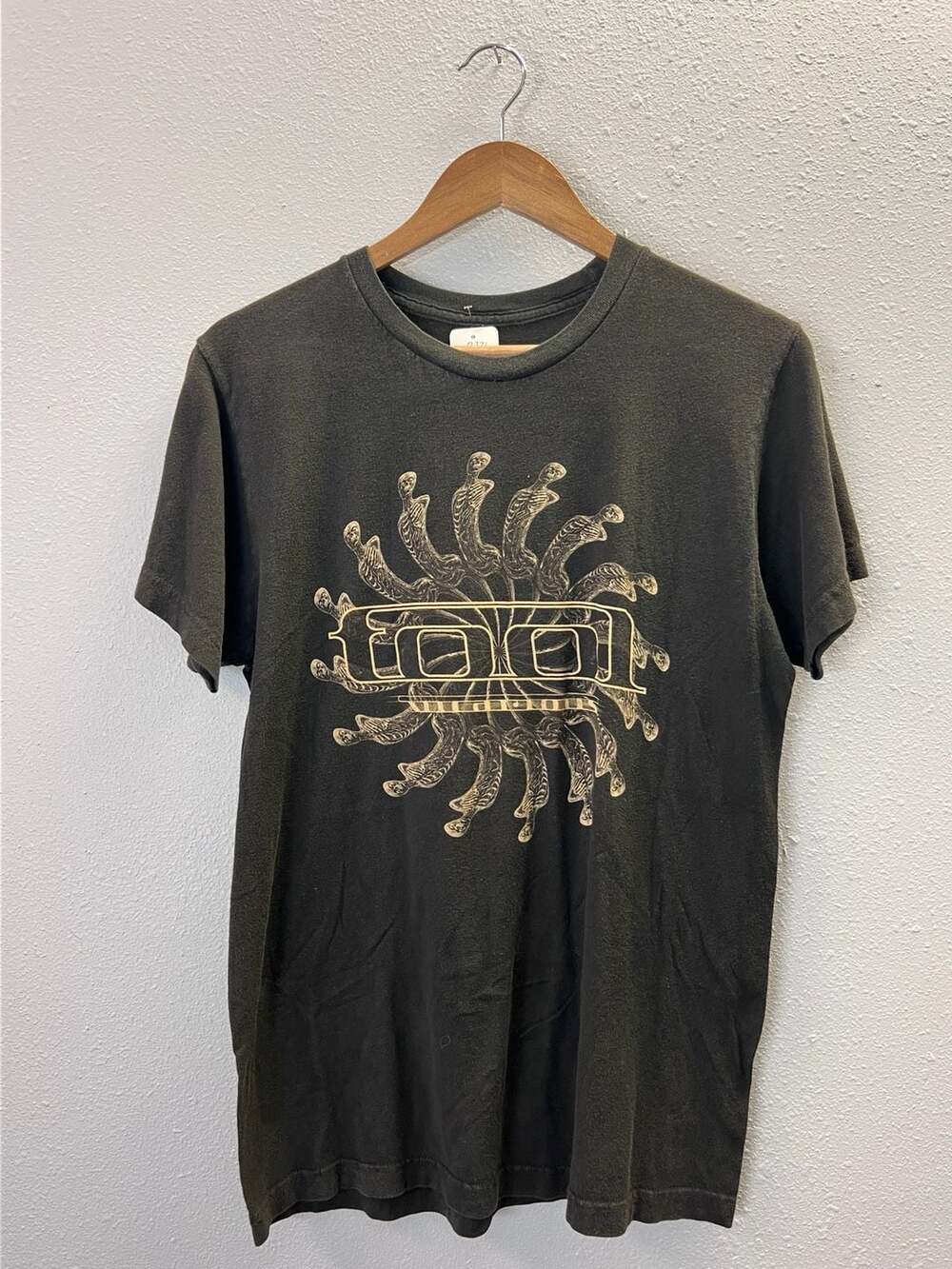 Vintage Tool Band T-Shirt Los Angeles California Spiral  Black Size small 0321